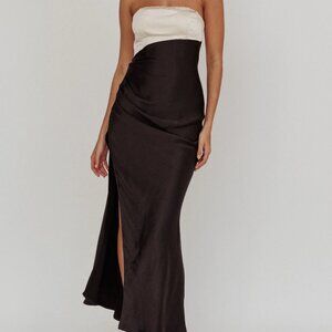 Saints and Secrets by Selfie Leslie Kamillia Strapless Split Maxi Dress Black